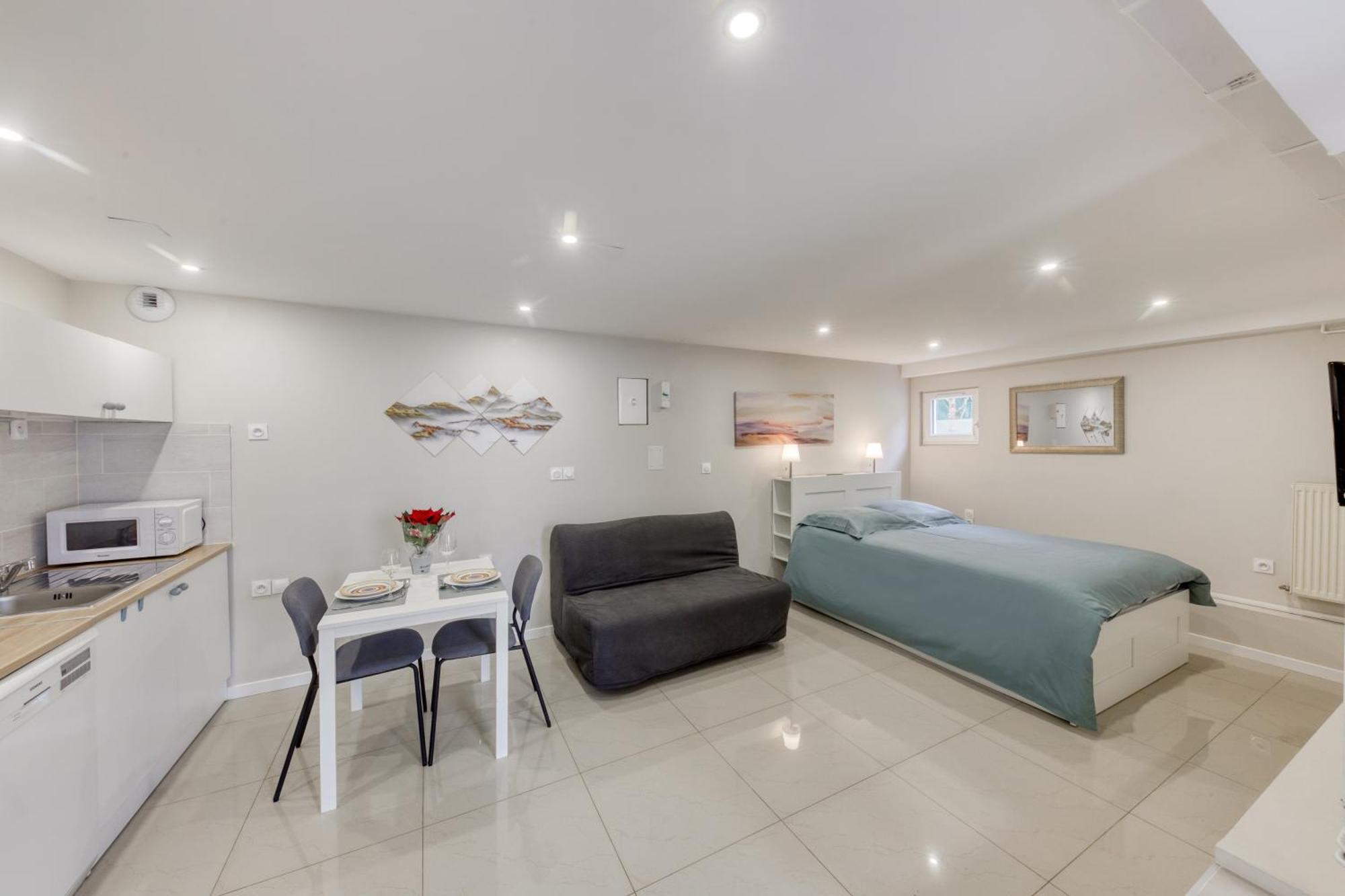 Studio Cosy - 35M2 - Paris -Disneyland - Rer A Noisy-le-Grand Exterior photo